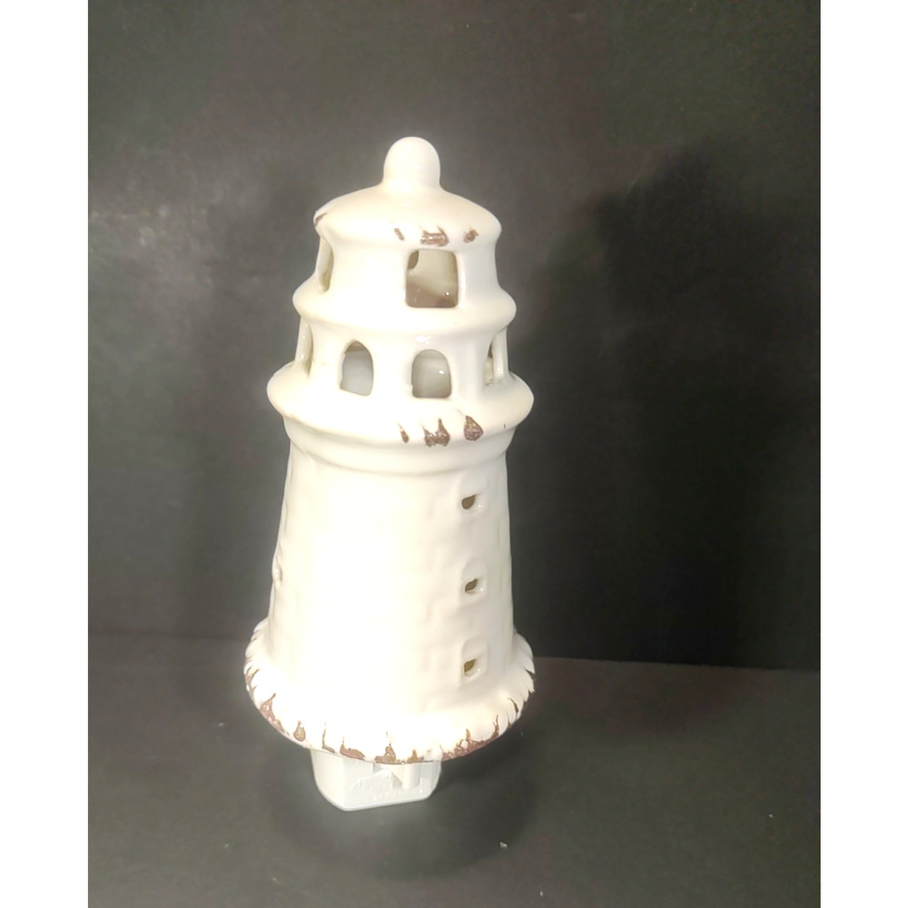 Lighthouse Night Light White Ceramic Off and On Switch Beach Ocean Nautical - Picture 3 of 9